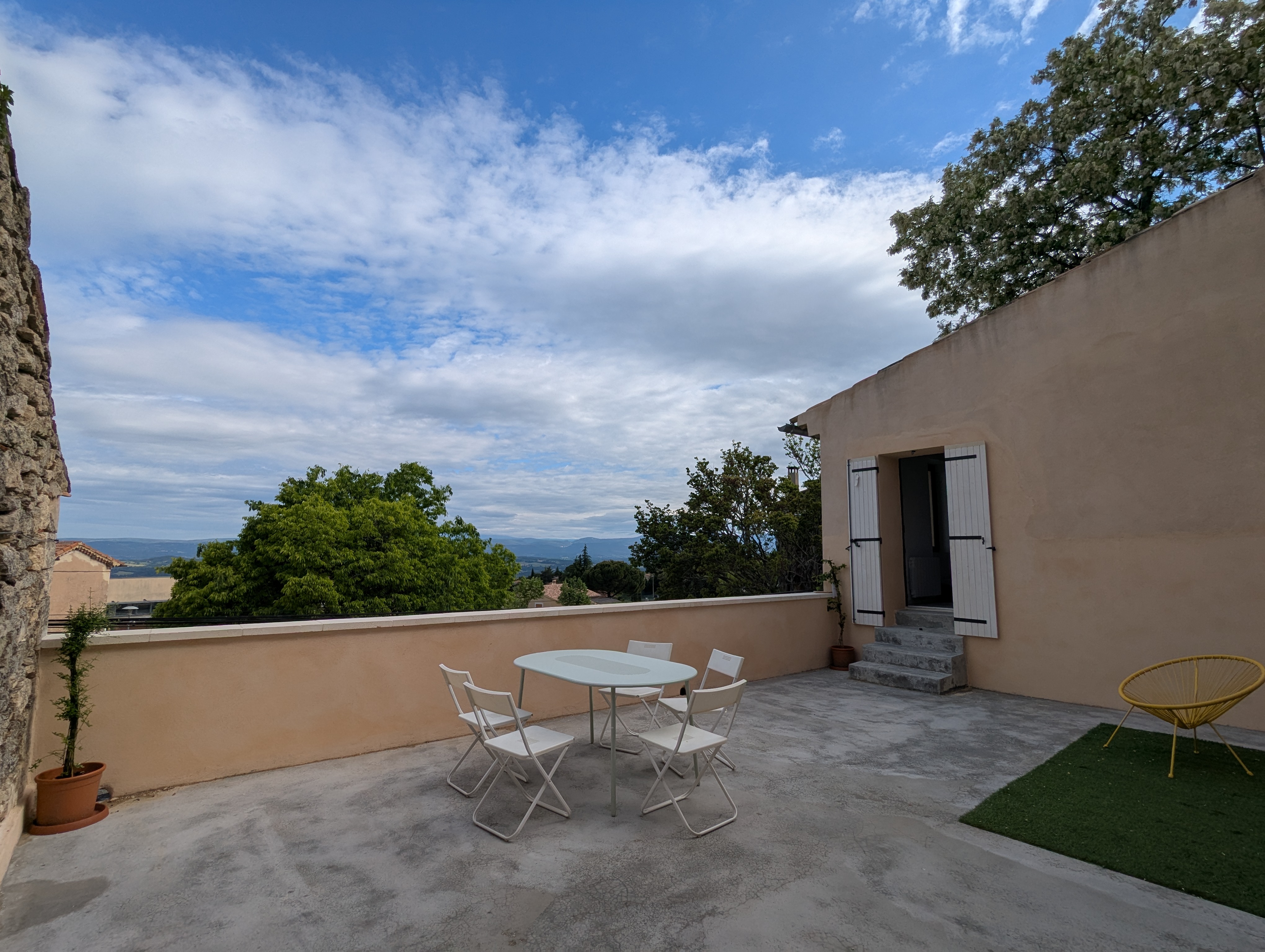 Terrasse vue Luberon